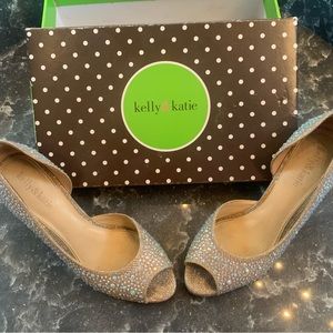 Kelly and Katie Size 7.5 sparkly low heel celebration shoes. Super comfortable.